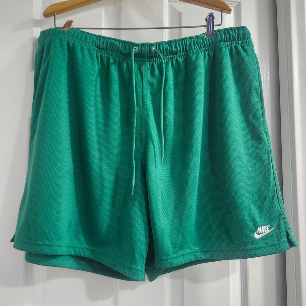 ❤️NWT❤️ Nike Men's Green Athletic Shorts